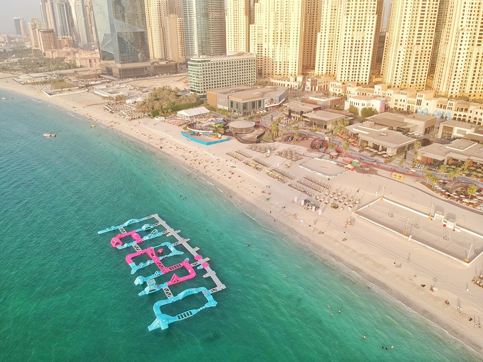 De una discoteca a una vivienda: 10 edificios hinchables que te dejarán sin aire