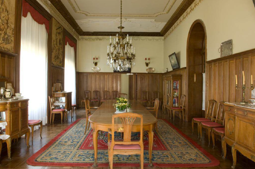 La mansión asturiana copia del palacio parisino de Isabel II, a subasta por un conflicto familiar