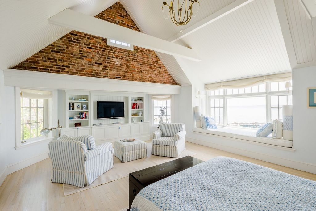 10-mohegan-avenue-10