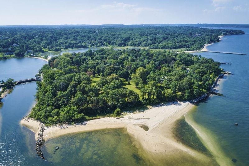 dosoris-island-new-york-3