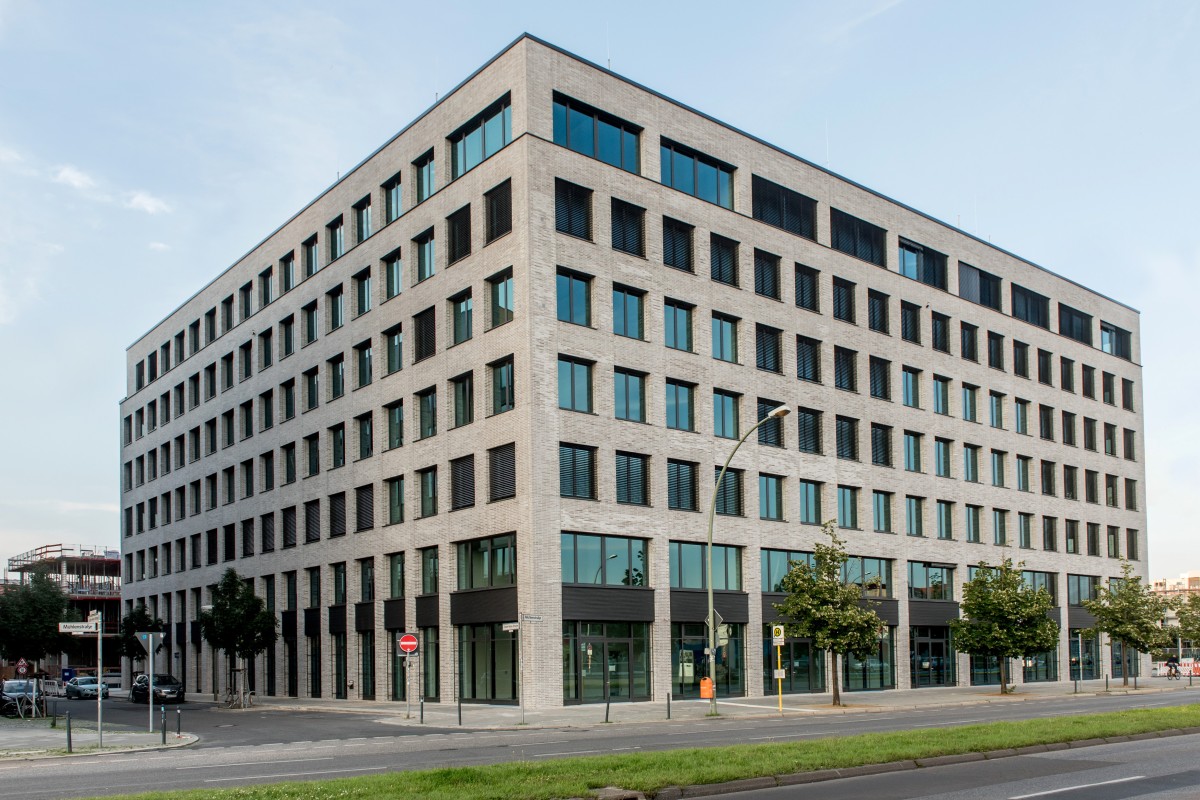 Una gestora francesa compra 90.000 m2 de oficinas prime en Berlín y Bruselas