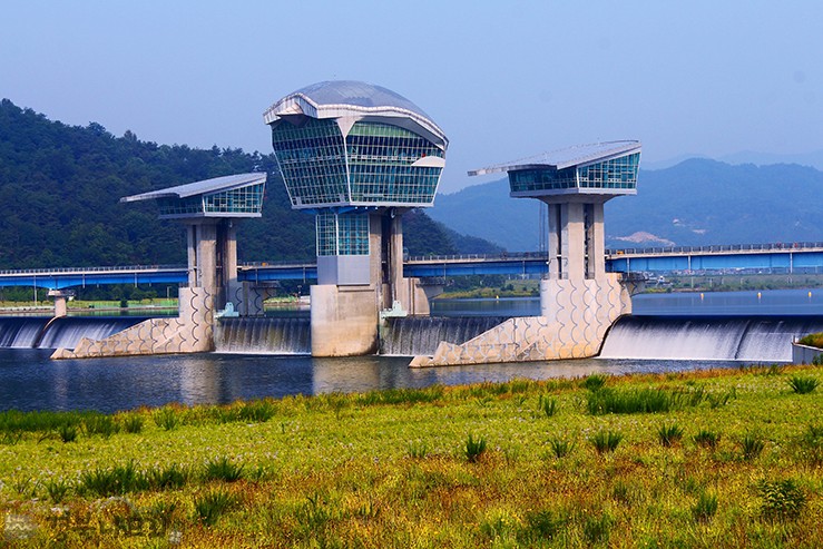 2f36736985f548e59811b33d05747954