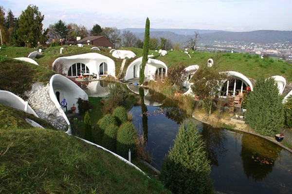 Earth House Estate Lättenstrasse 9