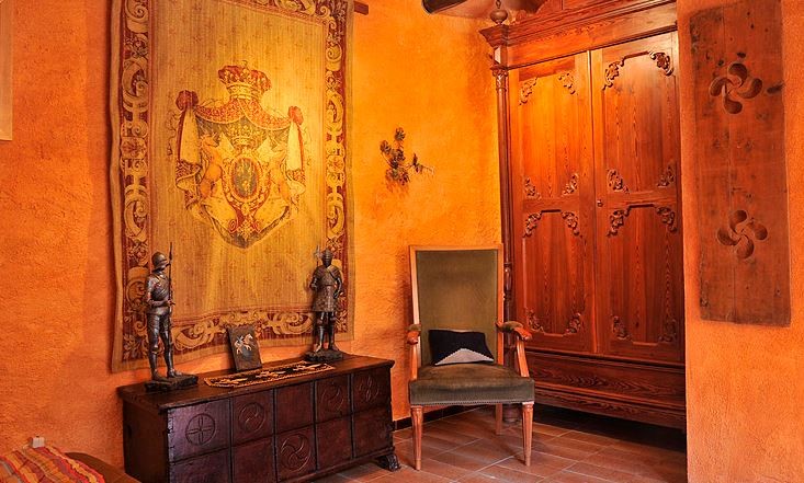 El hogar se construyó, junto a otras dos casas, en el siglo XI