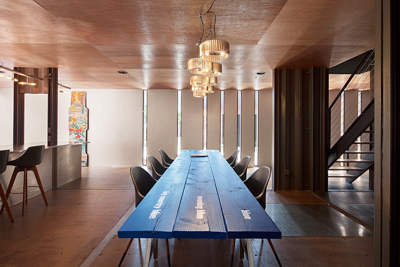 lot-ek-carroll-house-shipping-container-brooklyn-new-york-designboom-07