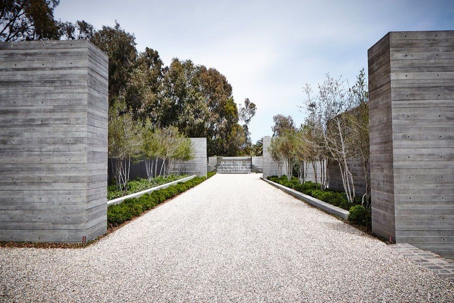 La vivienda cuenta con 1100 m2