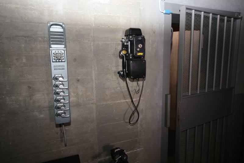 Los funcionarios contaban y trasladaban el dinero dos veces al año