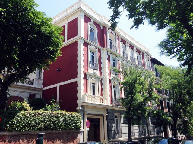 Axiare firma su primera desinversión: vende un edificio en Madrid por el doble de lo que le costó