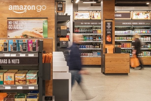 Coge tu producto y vete: Amazon abre la primera tienda donde no haces cola para pagar
