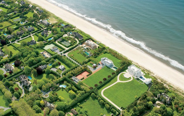 Vista aérea de unas viviendas en Los Hamptons