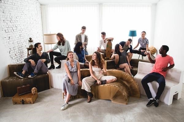Muebles, habitaciones y pisos que se pliegan para acabar con los problemas de espacio