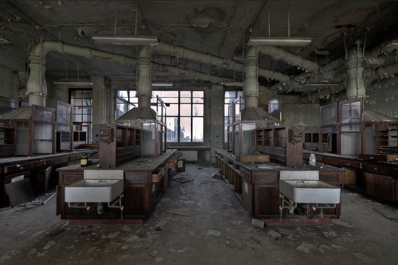 Parece un laboratorio de química