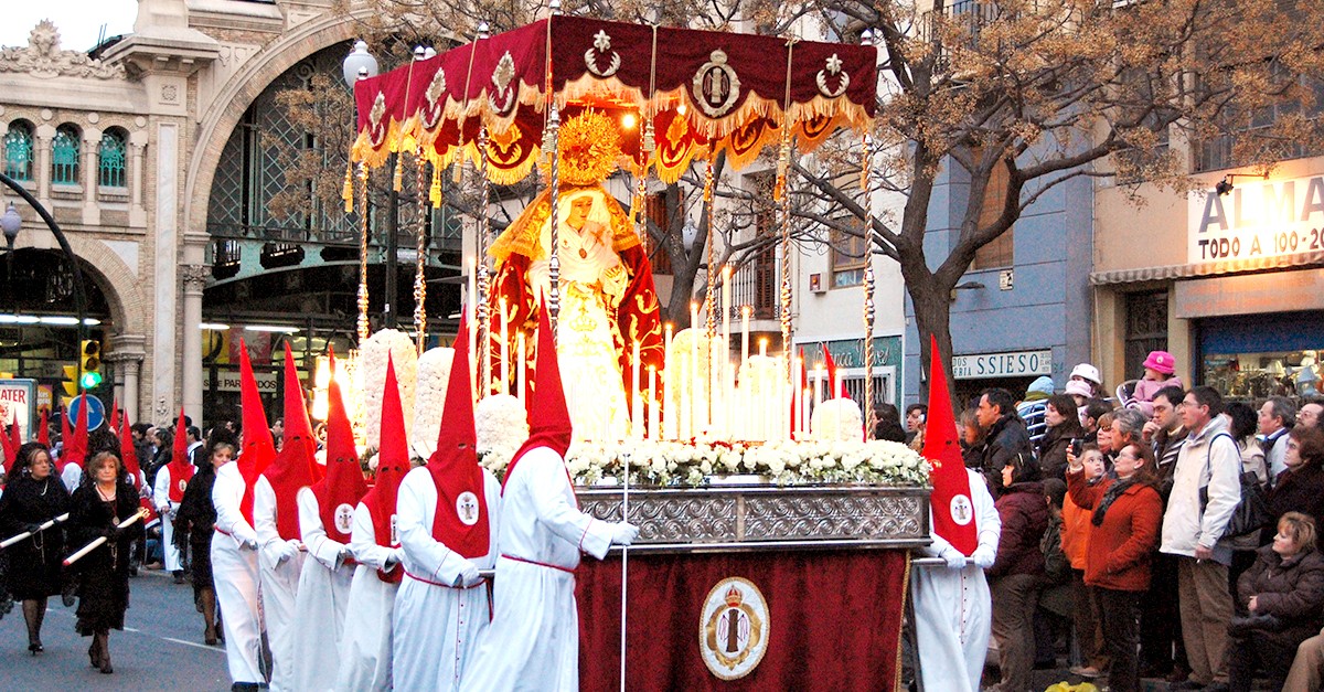 Come si celebra la Pasqua a Saragozza / Wikimedia