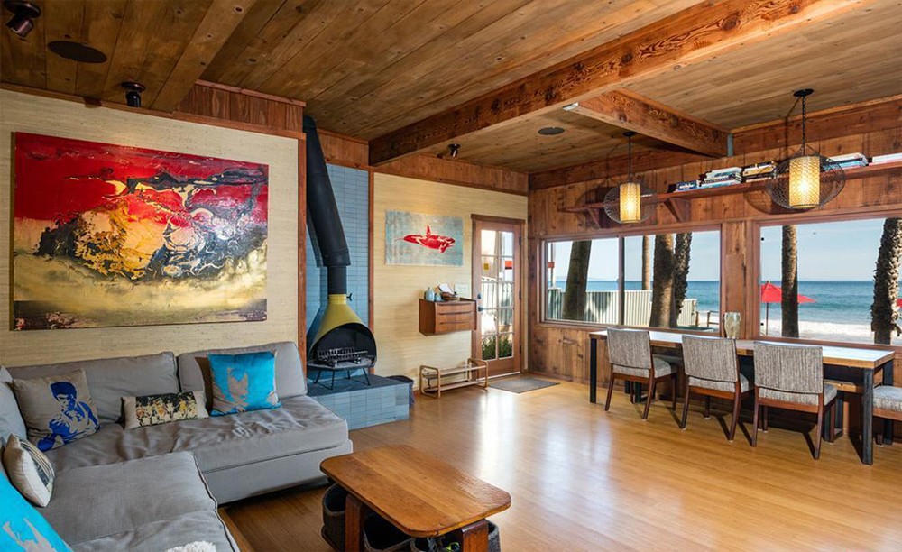 Salón del piso inferior