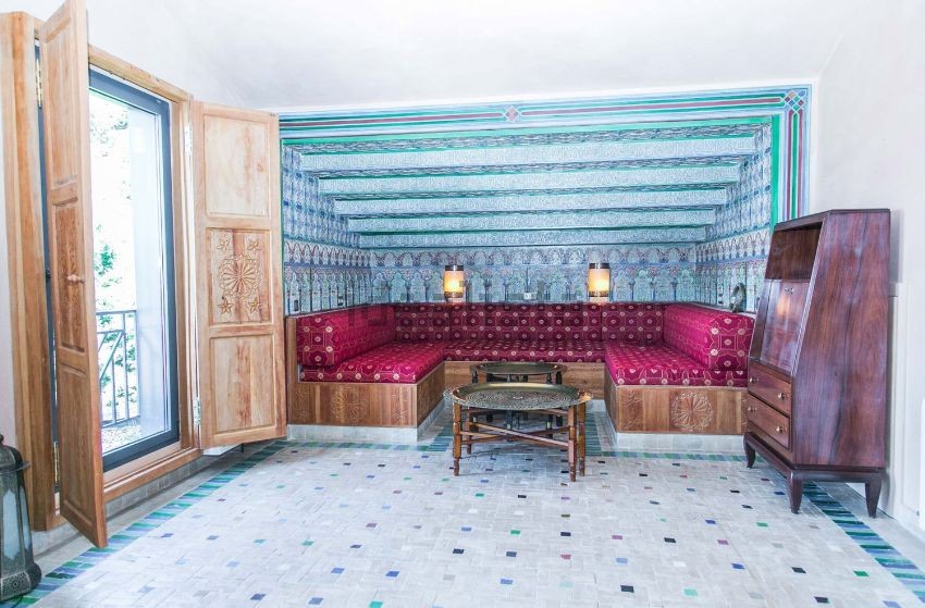 El suelo y la pared hechos con mucho detalle