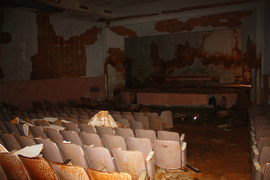 buckner_building_theater_by_vandalsgirl