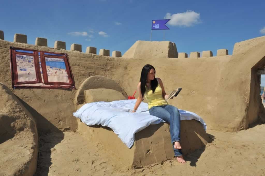 Sand Hotel