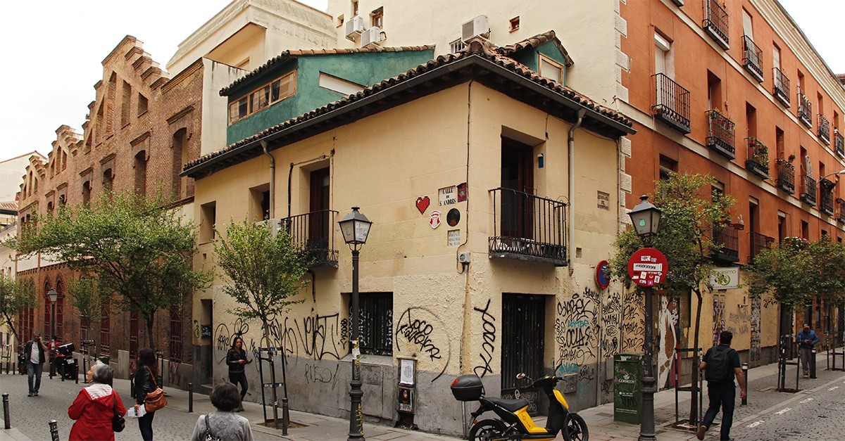 Las casas a la malicia: la picaresca de los propietarios del S. XVII contra los abusos inmobiliarios del Rey