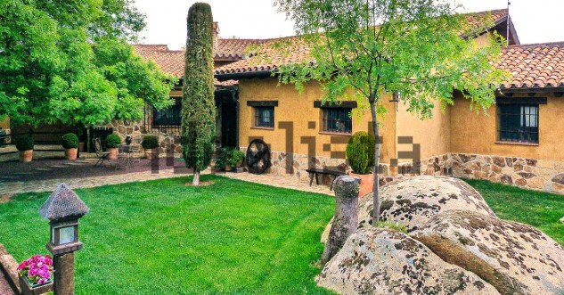 Part posterior ​casa Pablo Iglesias