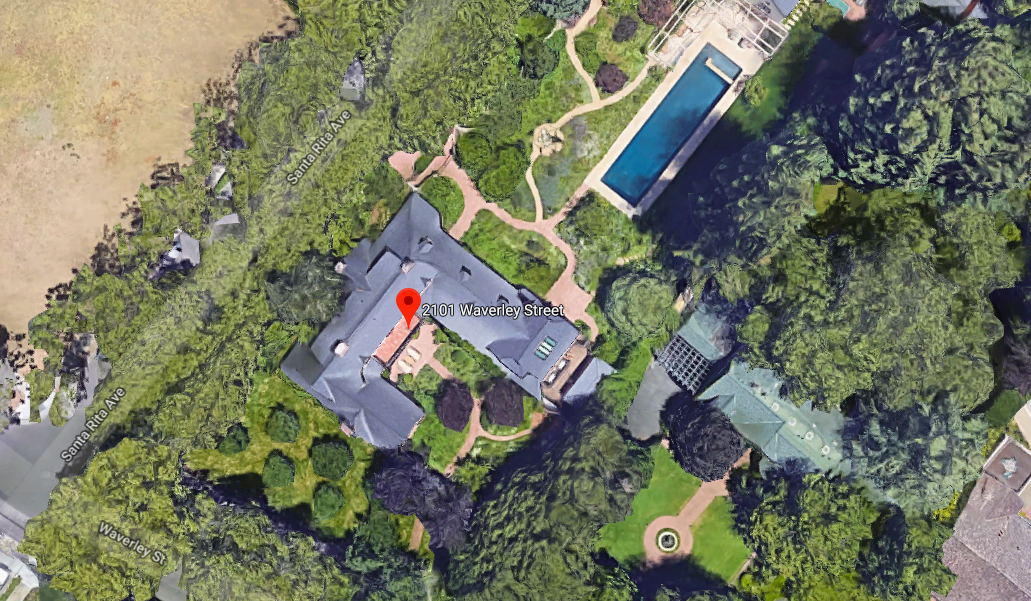 Del motel de Bill Gates al garaje de Steve Jobs: así vivían de jóvenes los magnates tecnológicos