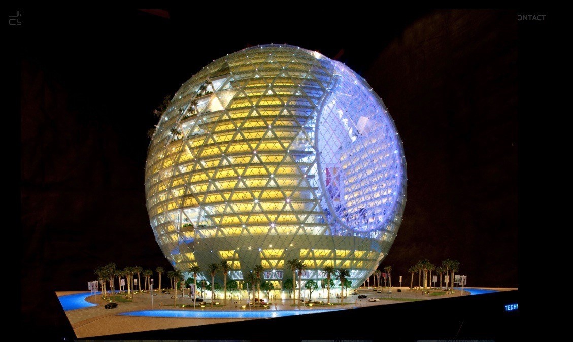 Posee viviendas, hoteles y espacios comerciales