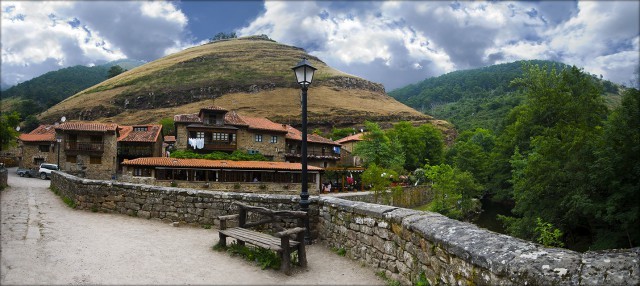 Vista panoramica di Bárcena Mayor 