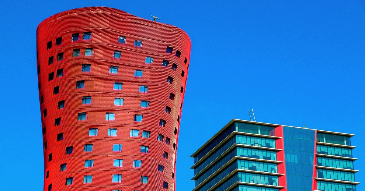 La Plaça Europa és una de les zones més demandades pel lloguer d'oficines / Wikipedia