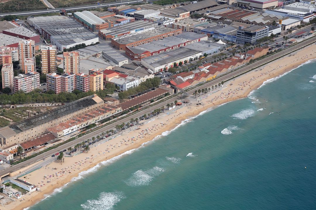 Playa Platja del Cristall, Badalona, Barcelona / Fuente: mapama.gob.es