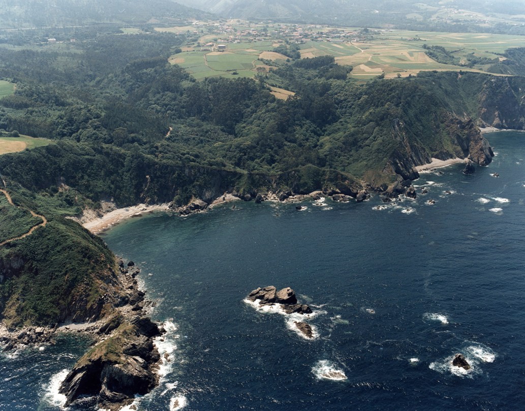 Playa El Aguaduz, Cudillero, Asturias / Fuente: mapama.gob.es