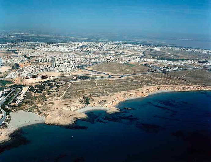 Playa Cala Estaca, Orihuela, Alicante / Fuente: mapama.gob.es
