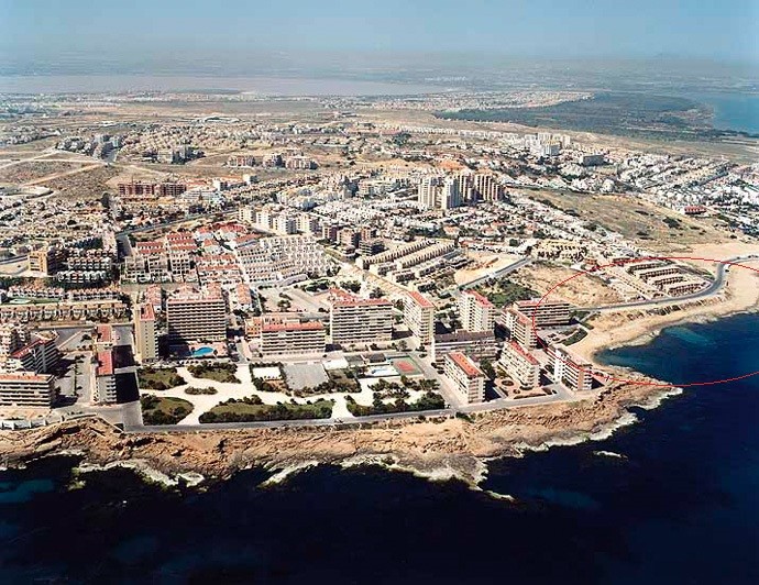 Playa Cala de Cabo Cervera, Torrevieja, Alicante / Fuente: mapama.gob.es