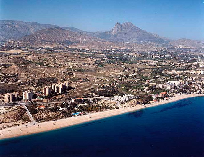 Playa El Parais, Villajoyosa/La Vila Joiosa, Alicante / Fuente: mapama.gob.es