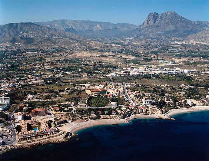 Playa Estudiantes, Villajoyosa/La Vila Joiosa, Alicante / Fuente: mapama.gob.es