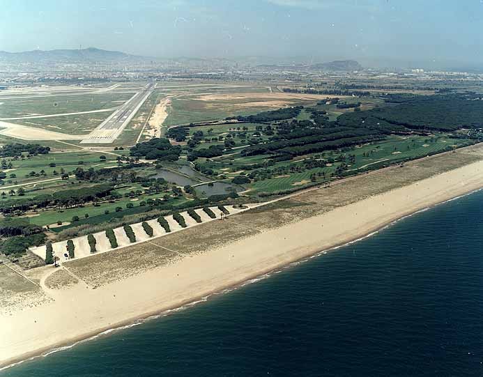 Playa Platja dels Militars, El Prat de Llobregat, Barcelona / Fuente: mapama.gob.es