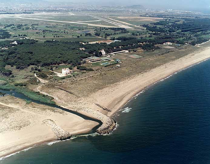 Playa Platja del Remolar, Viladecans, Barcelona / Fuente: mapama.gob.es