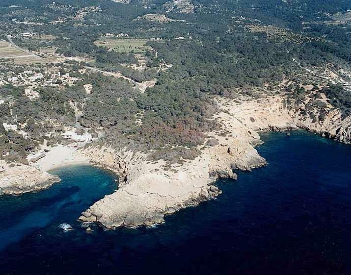 Playa Cala Carbó, Sant Josep de sa Talaia, Ibiza / Fuente: mapama.gob.es