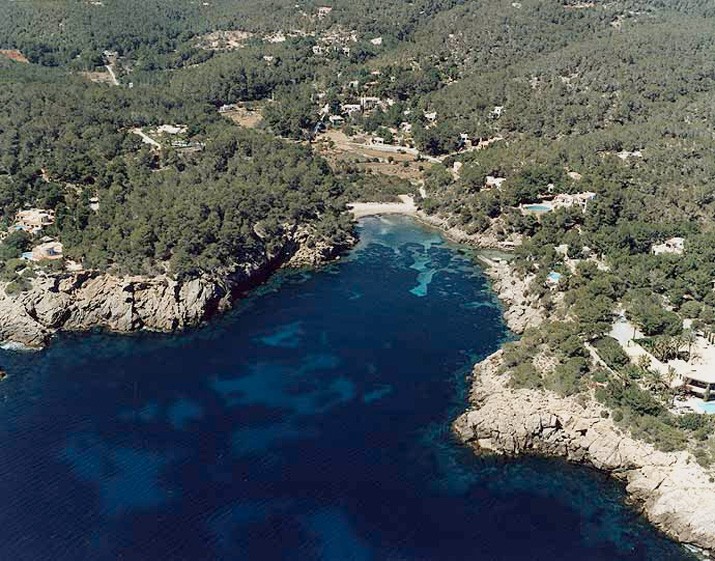 Playa Cala Mastella, Santa Eulalia del Río, Ibiza / Fuente: mapama.gob.es