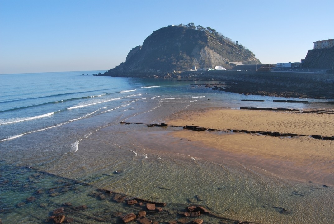 Playa Gaztetape, Getaria, Guipúzcoa / Fuente: mapama.gob.es