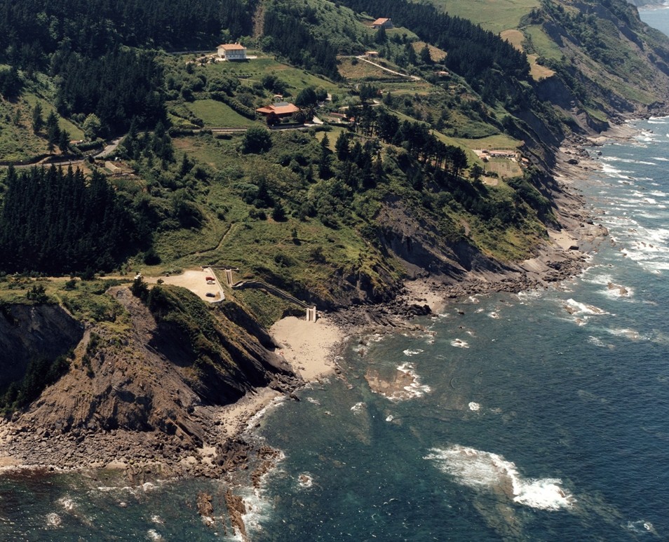 Playa Burumendi, Mutriku, Guipúzcoa / Fuente: mapama.gob.es
