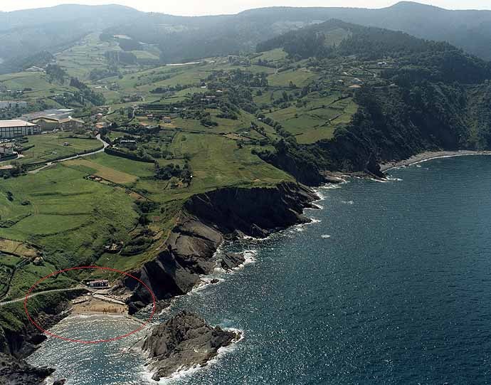 Playa Aritxatxu, Bermeo, Vizcaya / Fuente: mapama.gob.es