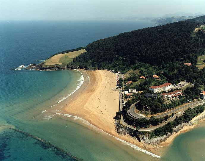 Playa Karraspio, Mendexa, Vizcaya / Fuente: mapama.gob.es