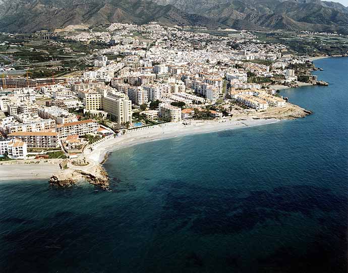 Playa La Torrecilla, Nerja, Málaga / Fuente: mapama.gob.es