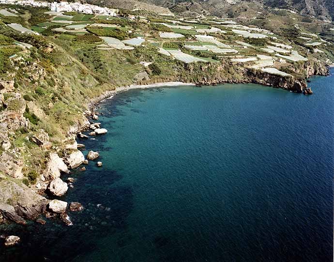 Playa Maro, Nerja, Málaga / Fuente: mapama.gob.es