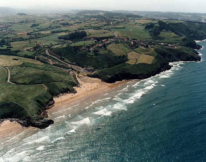 Playa Xivares 1 y 2, Carreño, Asturias / Fuente: mapama.gob.es