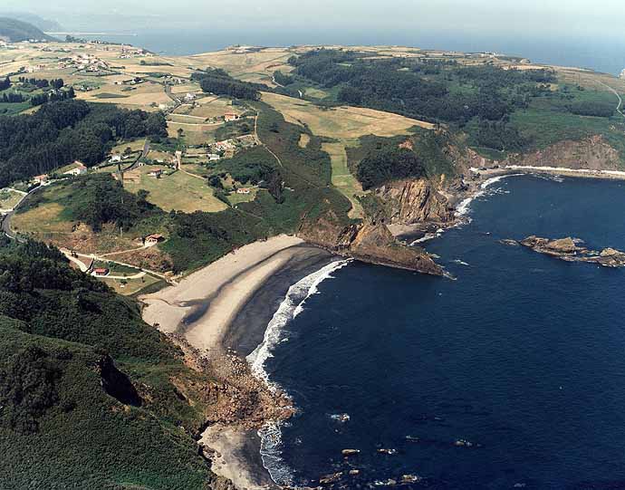 Playa Munielles, Castrillón, Asturias / Fuente: mapama.gob.es