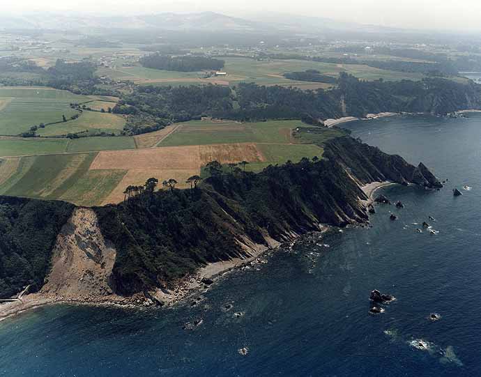 Playa El Barco, Coaña, Asturias / Fuente: mapama.gob.es