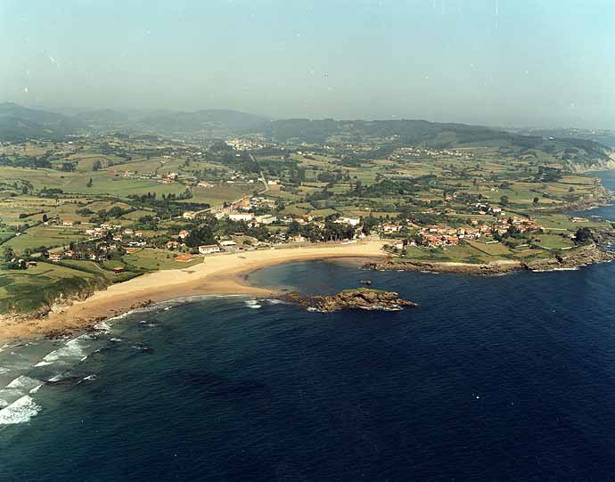 Playa La Isla, Colunga, Asturias / Fuente: mapama.gob.es
