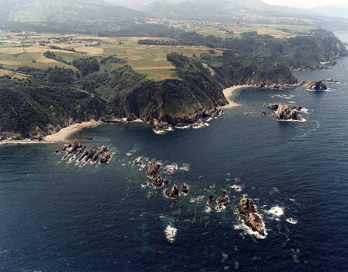 Playa Gueirúa, Cudillero, Asturias / Fuente: mapama.gob.es