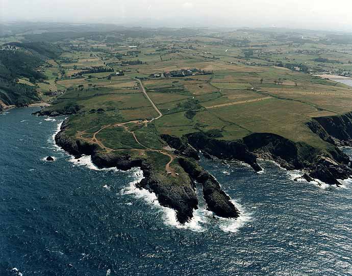 Playa Moniello, Gozón, Asturias / Fuente: mapama.gob.es