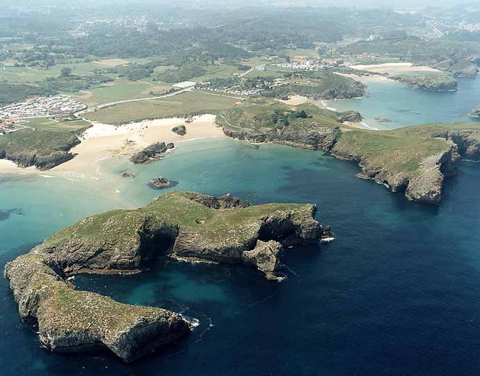 Playa La Tayada, Llanes, Asturias / Fuente: mapama.gob.es